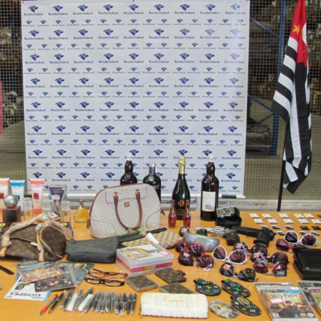 Rio: 2,9 milhões de pessoas compraram produtos falsificados em um ano