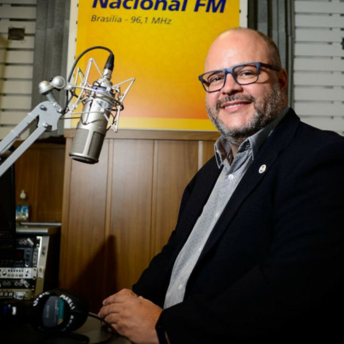 Rádio Nacional estreia programação em rede com perfil musical moderno