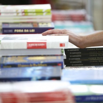 Bienal do Livro Rio presta homenagem ao escritor Zuenir Ventura