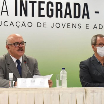 MEC lança programa para fomentar qualificação profissional