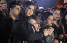 Universidades decretam luto