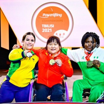 Mariana D'Andrea leva prata no Mundial de halterofilismo paralímpico