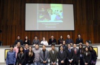 Vereadores Jovens apresentam projetos para diversos setores