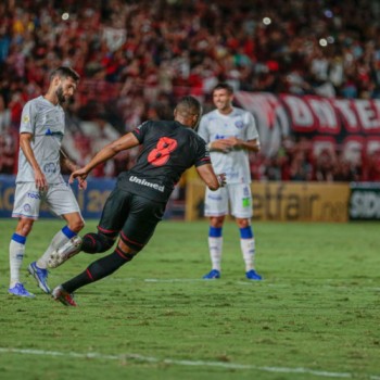 Atlético-GO derrota Bahia e se afasta do Z4 do Brasileiro
