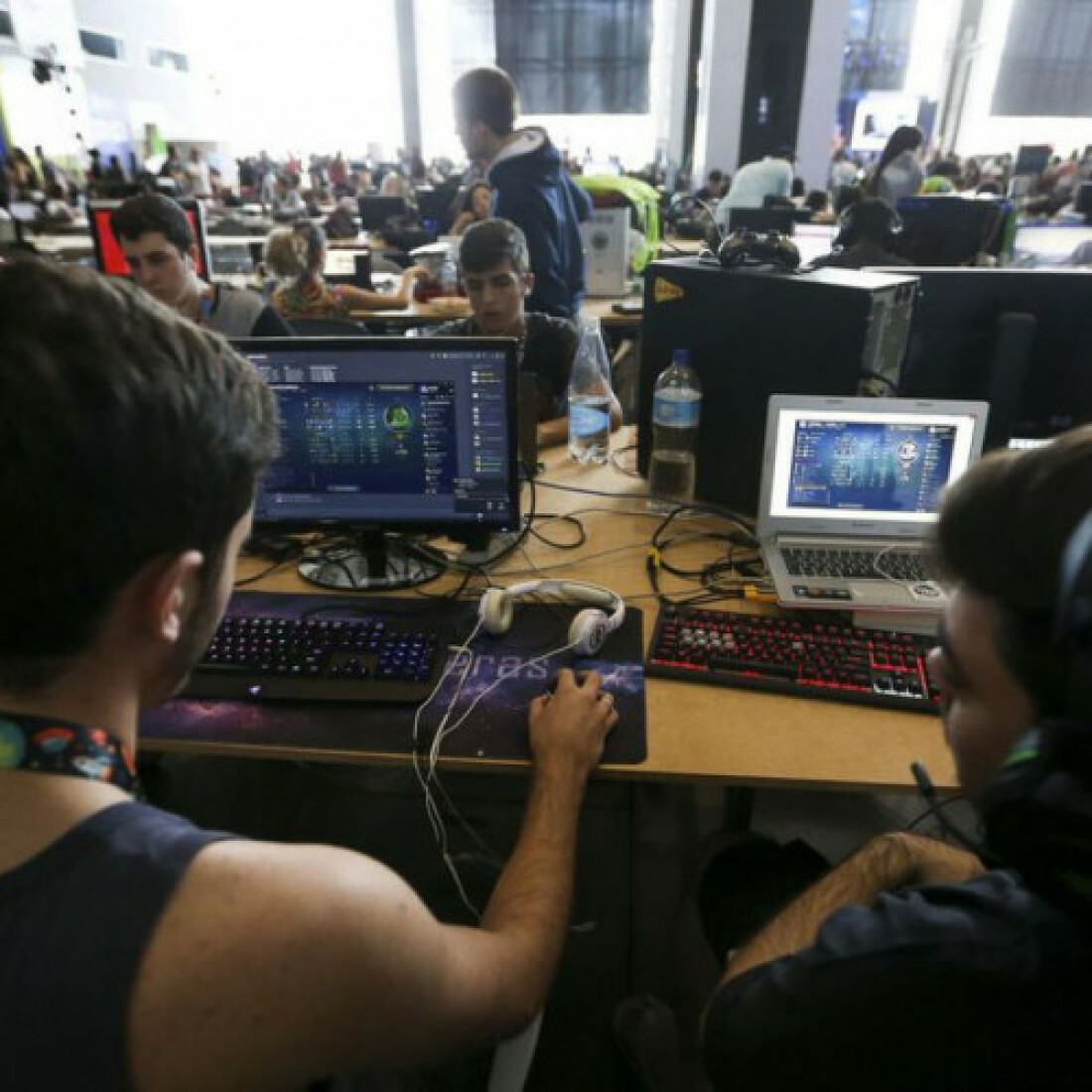 Formados no ensino superior perceberam melhora para conseguir emprego