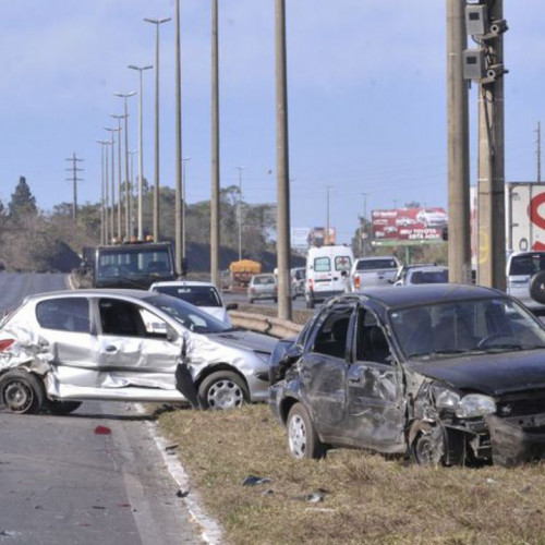 Pesquisadores criam proteção que amortece impacto de batidas em postes