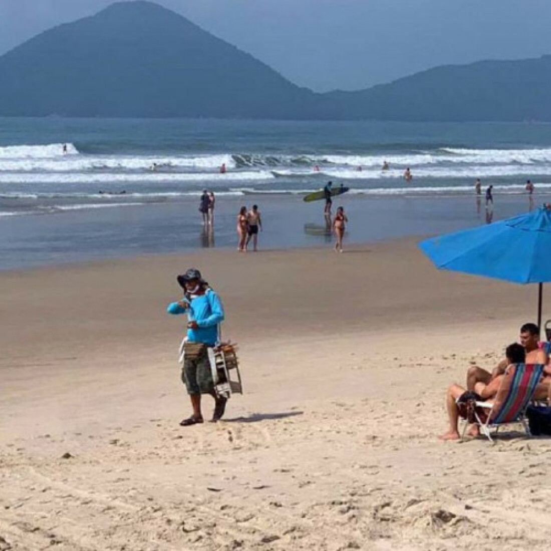 Aumento de pessoas no mar pode explicar mais ocorrências com tubarões