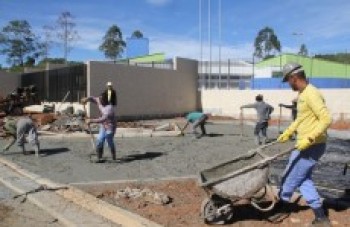 Três creches serão entregues até julho