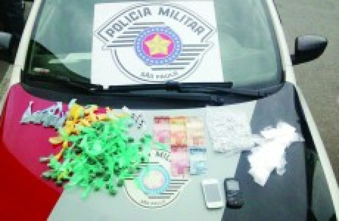 ? drogas são apreendidas no Jardim Aeroporto e Vila Pomar: