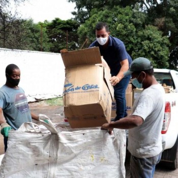 Fundo Social entrega 75 quilos de materiais recicláveis