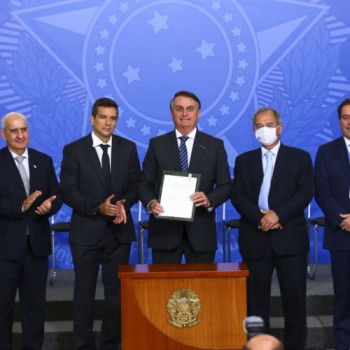 Governo envia ao Congresso projeto para facilitar acesso a crédito