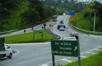 DER faz vistoria e reforçará sinalização na Mogi-Bertioga