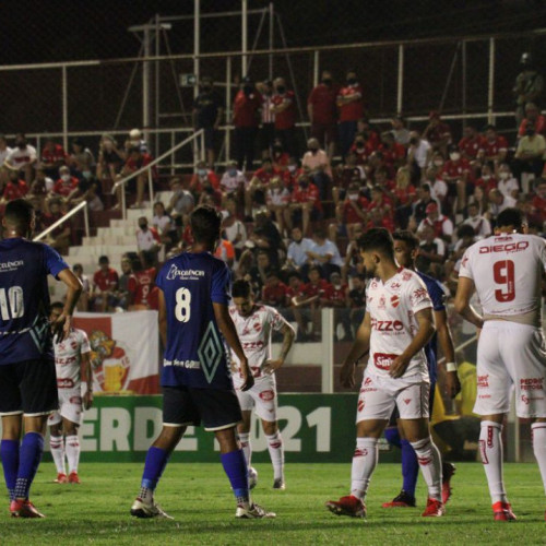 Vila Nova derrota Nova Mutum e fica perto da final da Copa Verde