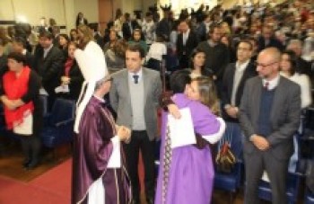 Missa de 7º dia em memória dos estudantes é realizada: