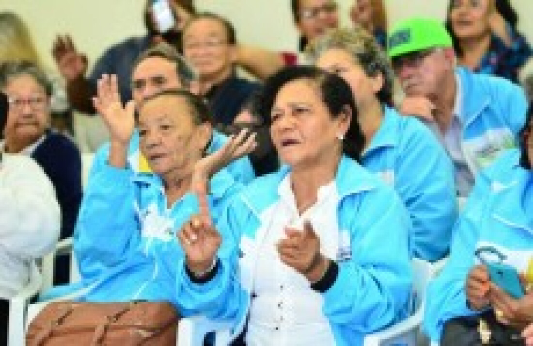 Centro de Convivência celebra o Dia Contra a Violência ao Idoso