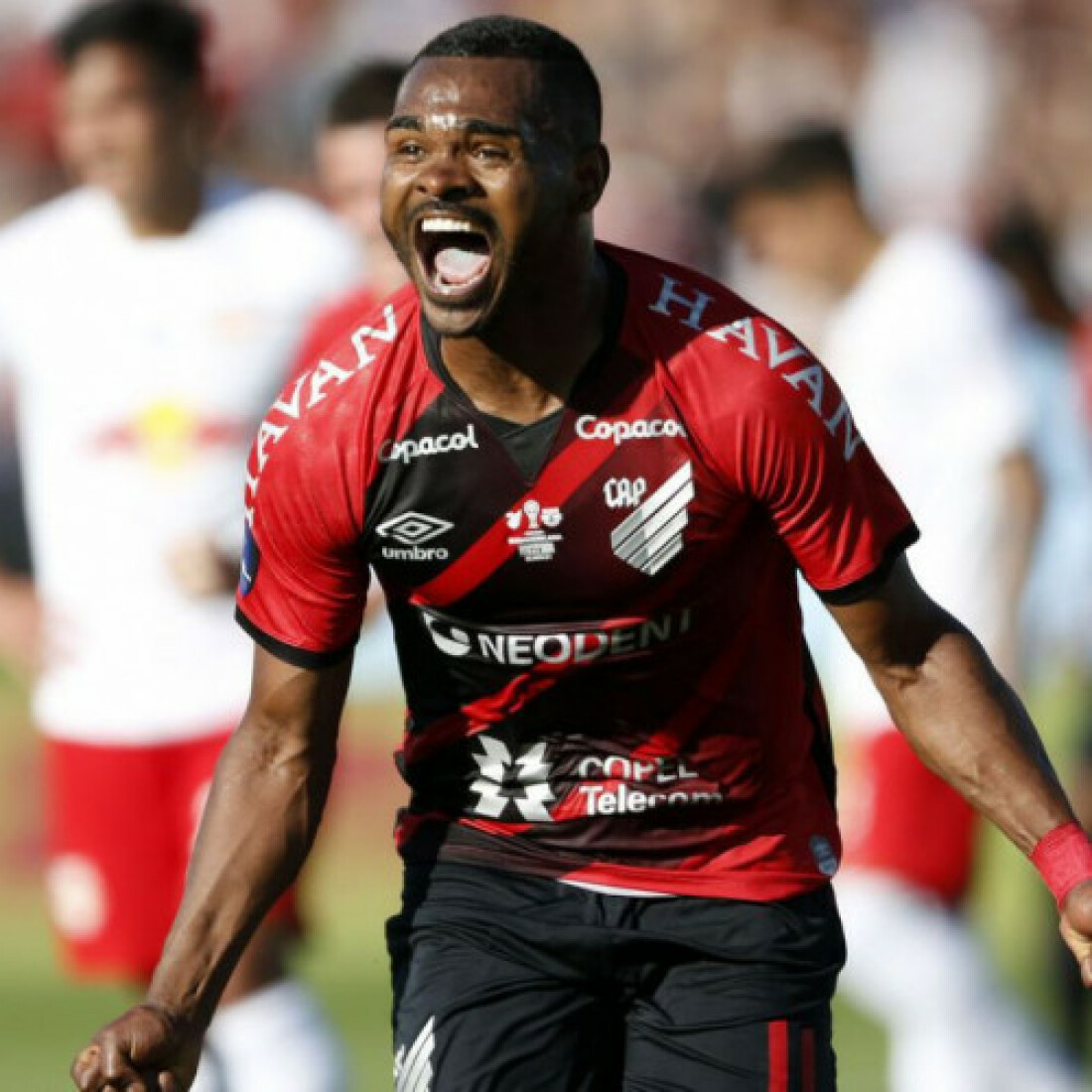 Athletico-PR supera Bragantino e conquista Copa Sul-Americana