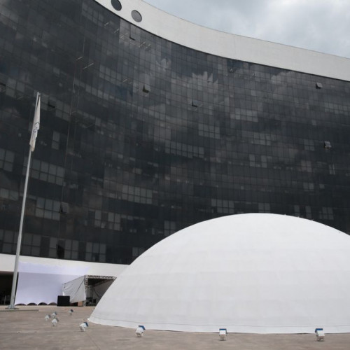 TSE antecipa vigência de assinatura eletrônica para criar partido