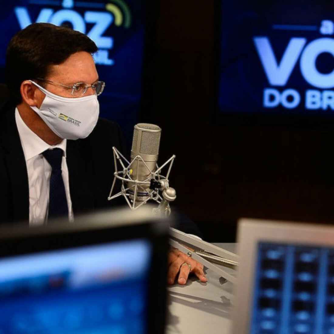 Ministro da Cidadania tira dúvidas sobre Auxílio Brasil