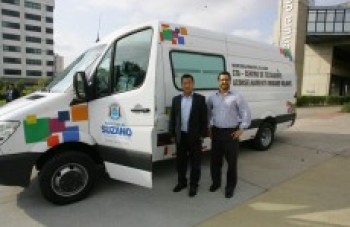 ? tokuzumi entrega unidade móvel para testes de DSTs: