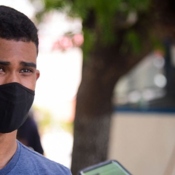 No primeiro dia do Enem, estudantes fazem prova de redação