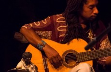 Grupo Runsó mergulha na cultura africana em sua arte