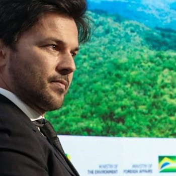 Ministro Fábio Faria se reúne com fundador da Space X nos EUA