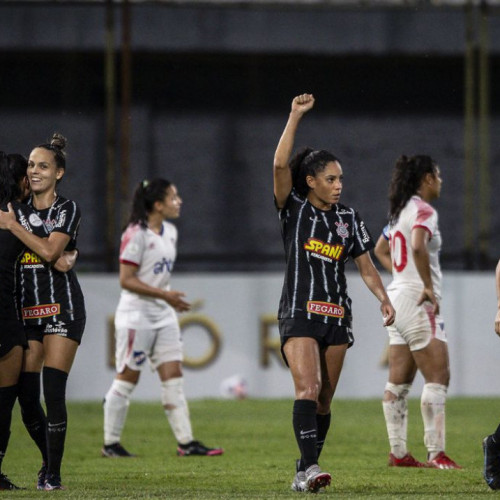 Corinthians goleia e está na decisão da Libertadores Feminina