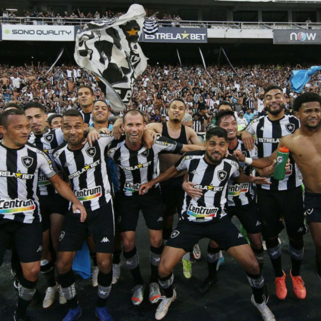 Botafogo bate Operário-PR e garante retorno à Série A do Brasileiro