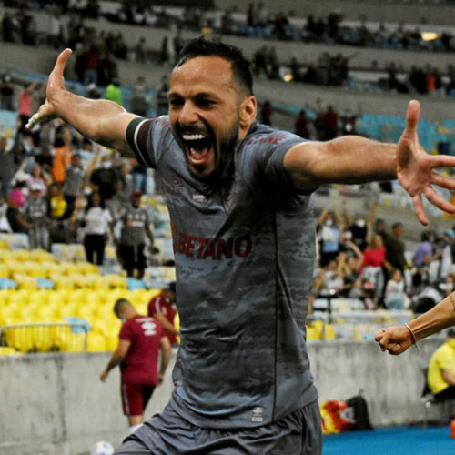 Yago Felipe faz dois e Fluminense vira sobre Palmeiras no Brasileiro