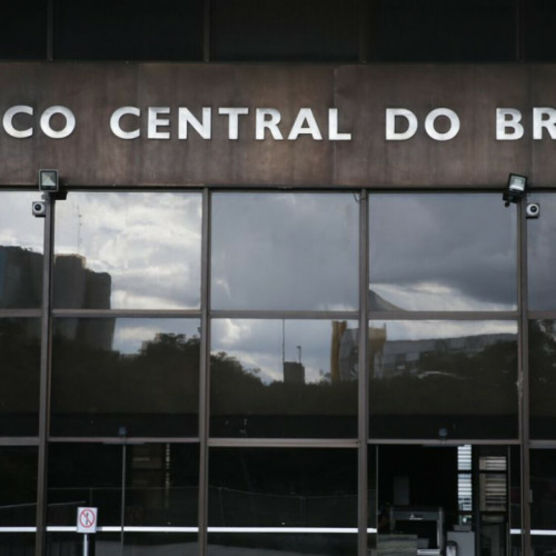 Mercado financeiro eleva projeção da inflação para 9,77%