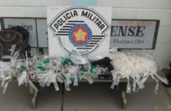 PM flagra tráfico em diversos bairros
