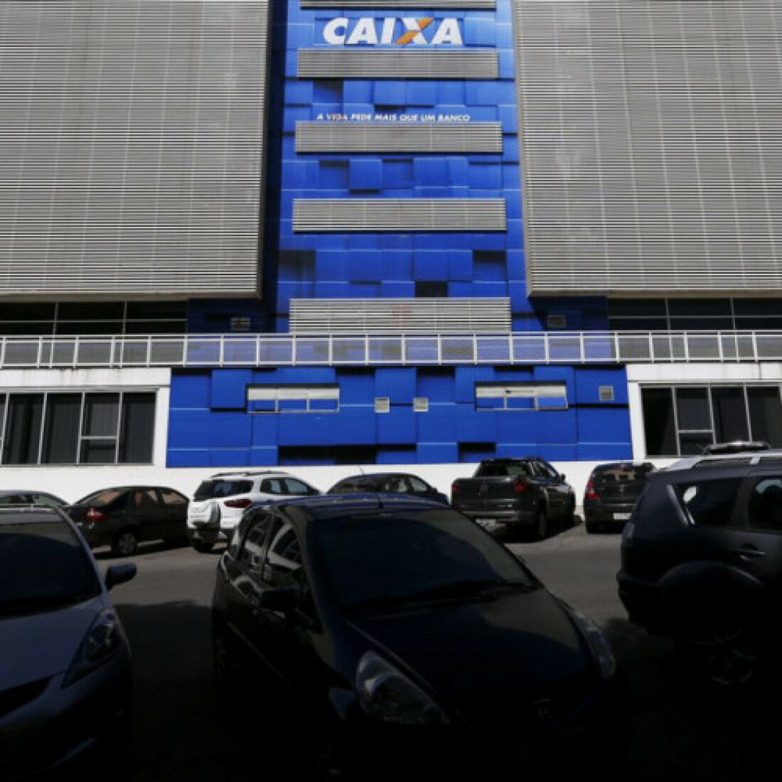 Trabalhadores nascidos em setembro podem sacar auxílio emergencial