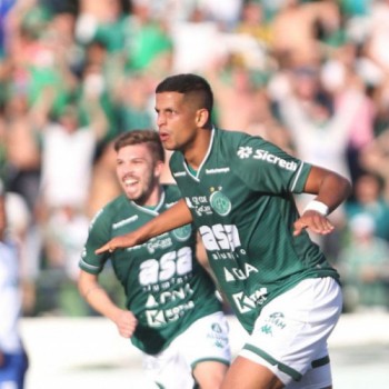 Guarani atropela Avaí no Brinco de Ouro e retorna ao G4 da Série B