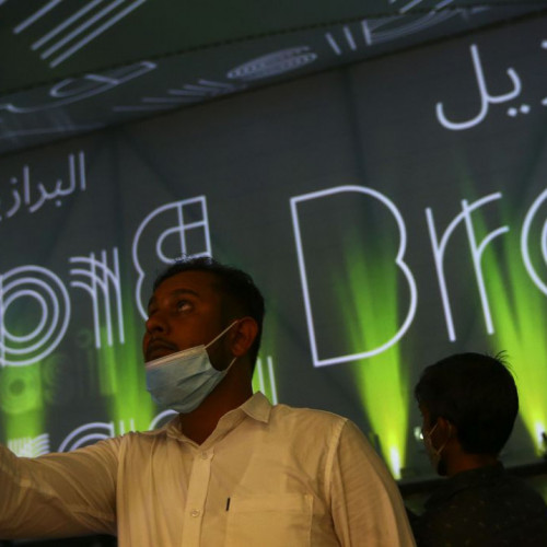 Presidente se reúne com emir de Dubai