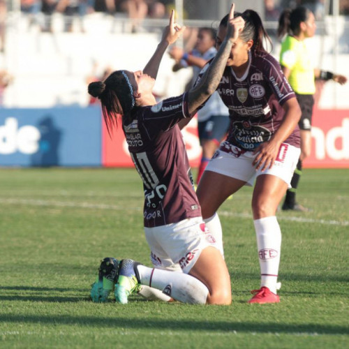 Libertadores Feminina: Ferroviária bate paraguaias e vai à semifinal