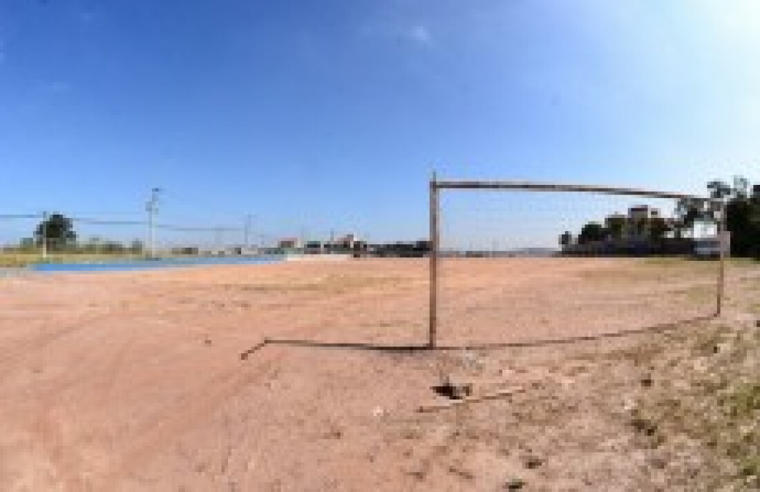 Melhorias em campo é entregue por Izidro