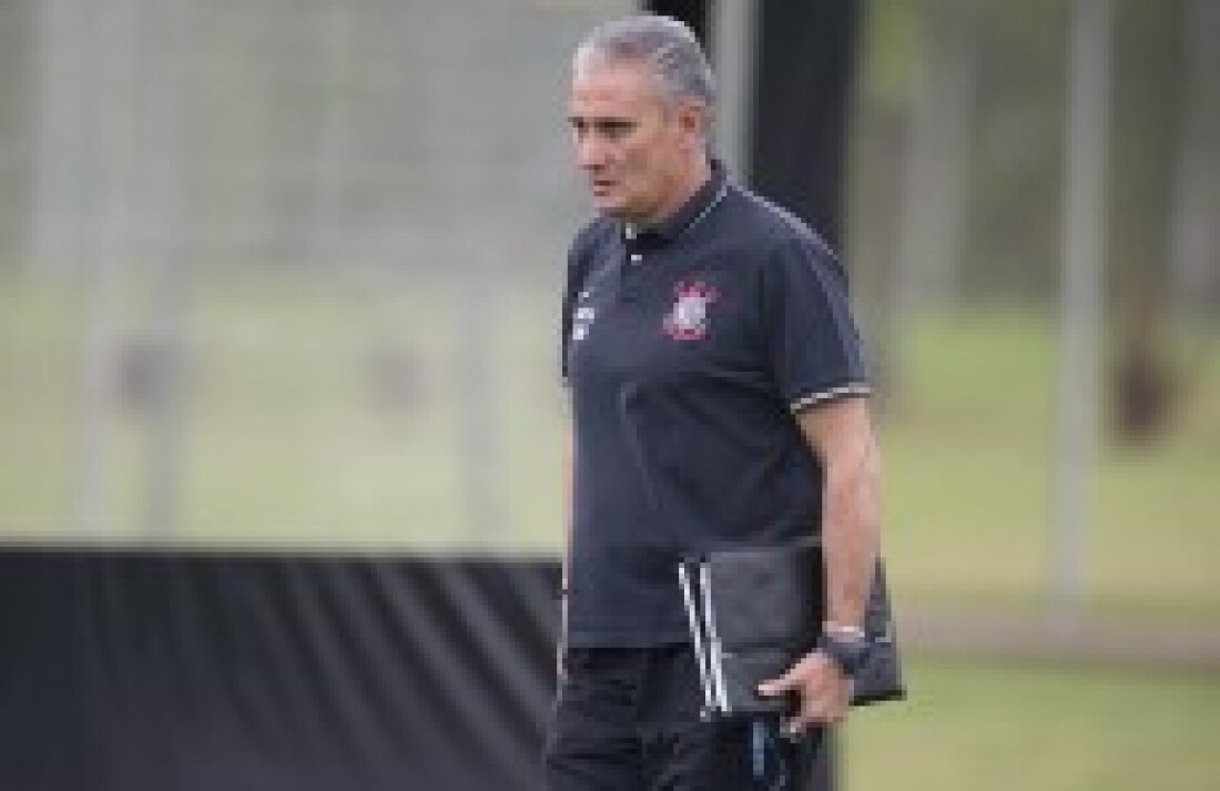 Tite quer 'criatividade' do clube para achar reforços