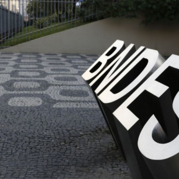 Lucro acumulado no ano pelo BNDES é 93% superior a 2020
