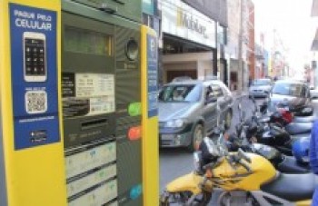 Mogianos criticam reajuste de tarifa para estacionar veículo