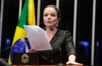 Gleisi defende marido Paulo Bernardo