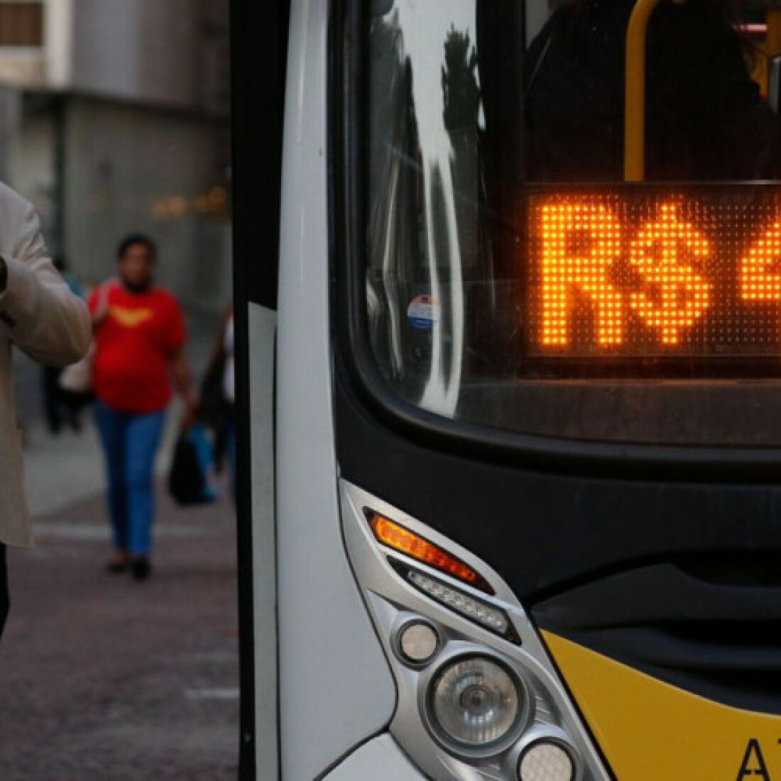 Transportes têm o maior impacto na alta da inflação em outubro