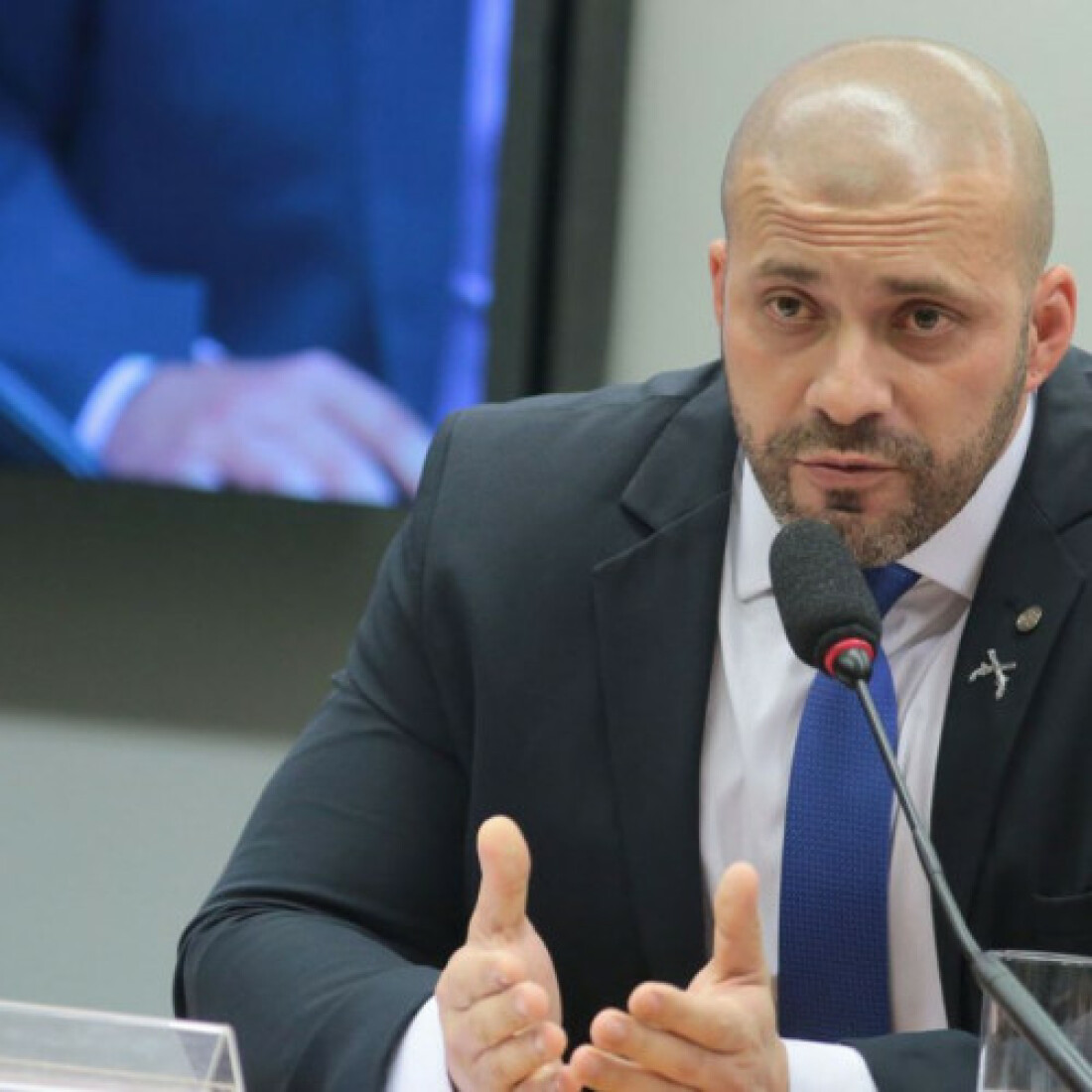 Deputado Daniel Silveira deixa a prisão em Niterói