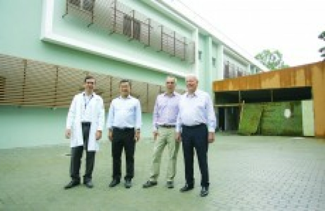Estevam garante hospital funcionando até dezembro