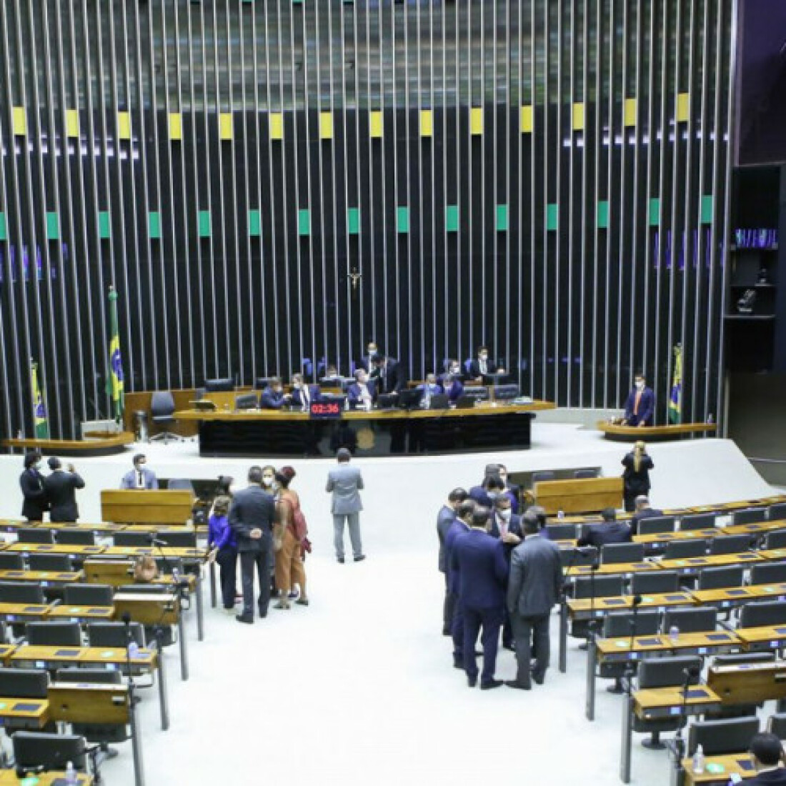 Câmara conclui votação da PEC dos Precatórios em primeiro turno