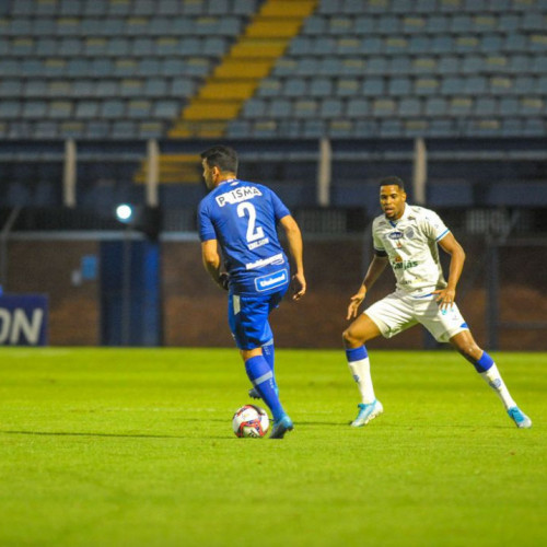 Avaí e CSA empatam na abertura da 35ª rodada da Série B