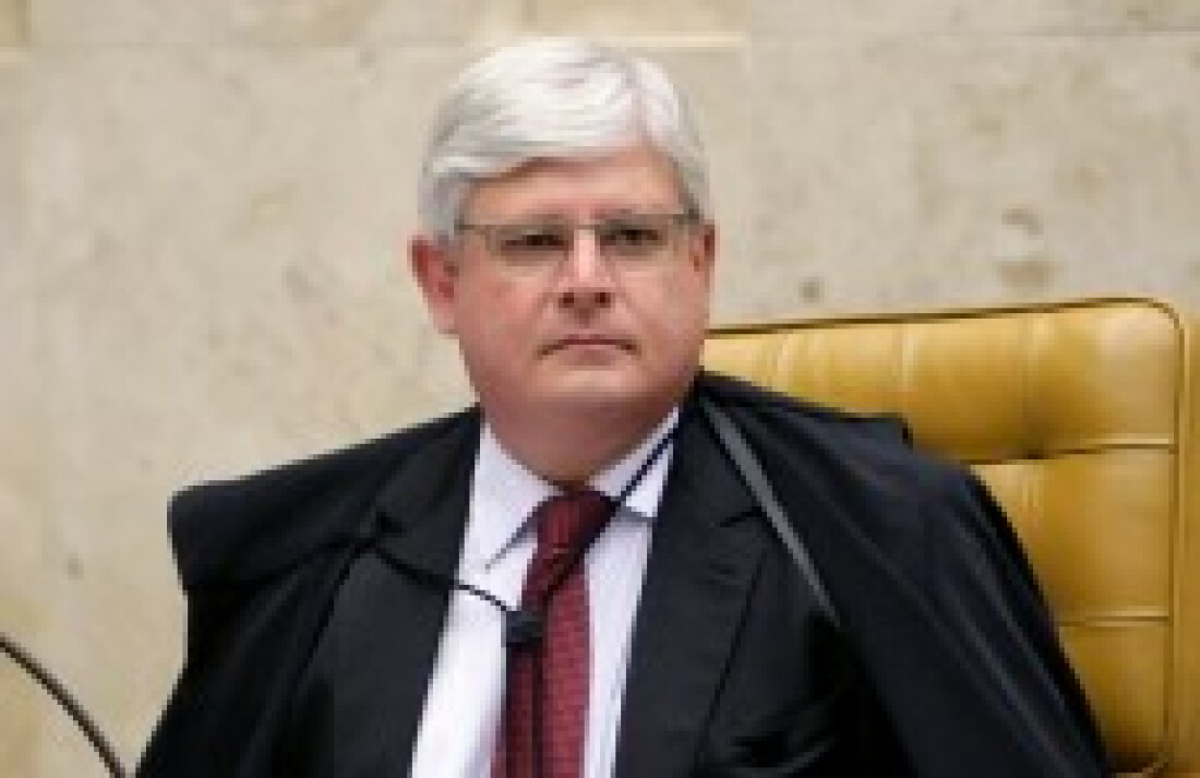 Janot defende perdão da pena de José Dirceu