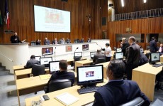 Câmara comemora decreto da Lei Específica do Alto Tietê