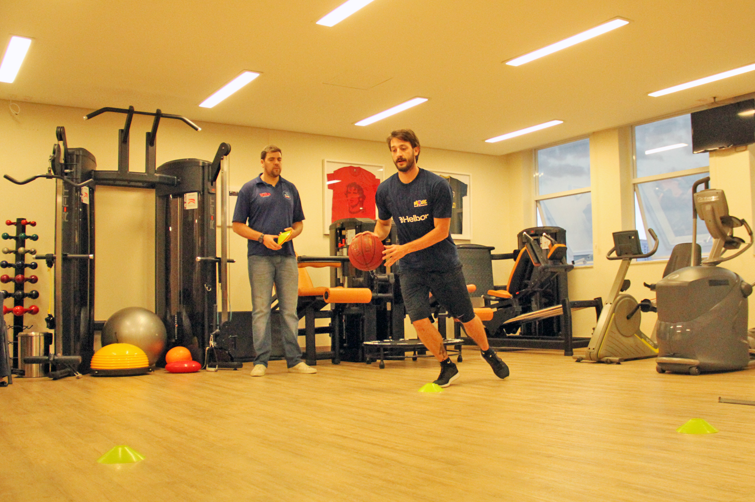 Elinho se recupera e fica à disposição para jogar