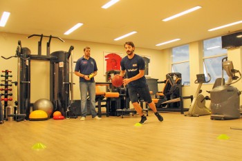 Elinho se recupera e fica à disposição para jogar