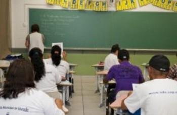 Educação de Jovens e Adultos recebe inscrições